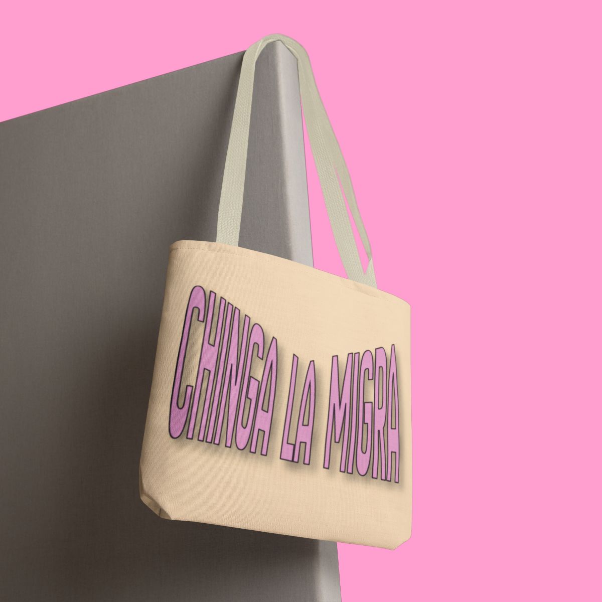 CHINGA LA MIGRA tote bag